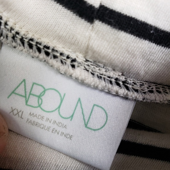 Abound Everyday Turtleneck Shirt black and white - Picture 4 of 5